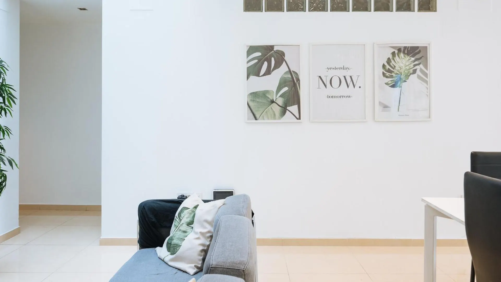 Homestay Elegant Interior Room In Sevilla Centre Spain