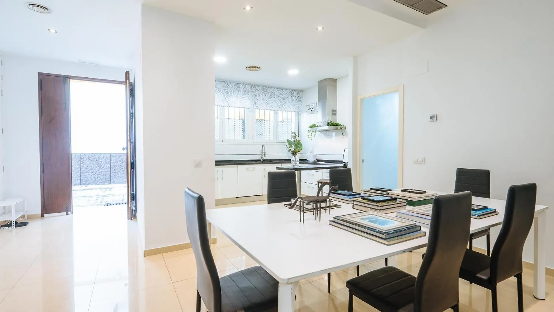 Elegant Interior Room In Sevilla Centre Homestay Seville